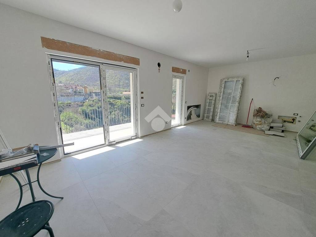 Villa a Baronissi in Via la Fora, 24 - Foto 4
