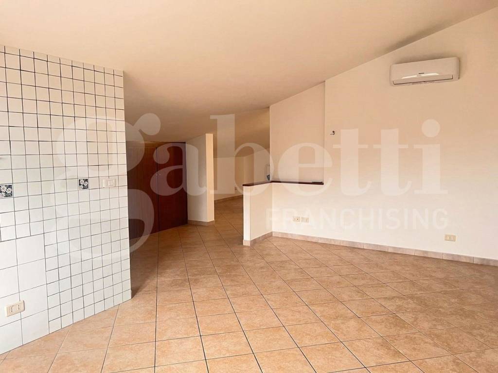 Appartamento a Latina in Via Pierluigi da Palestrina, 37 - Foto 5