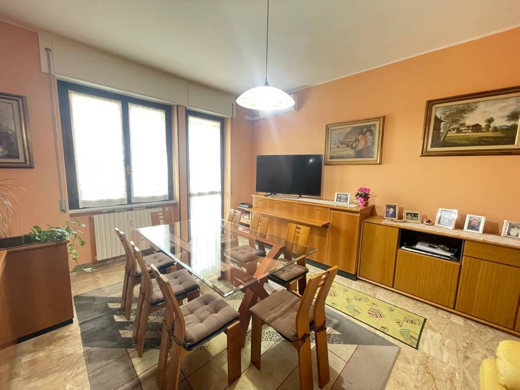 Appartamento a Gavirate in Viale Ticino, 56 - Foto 3