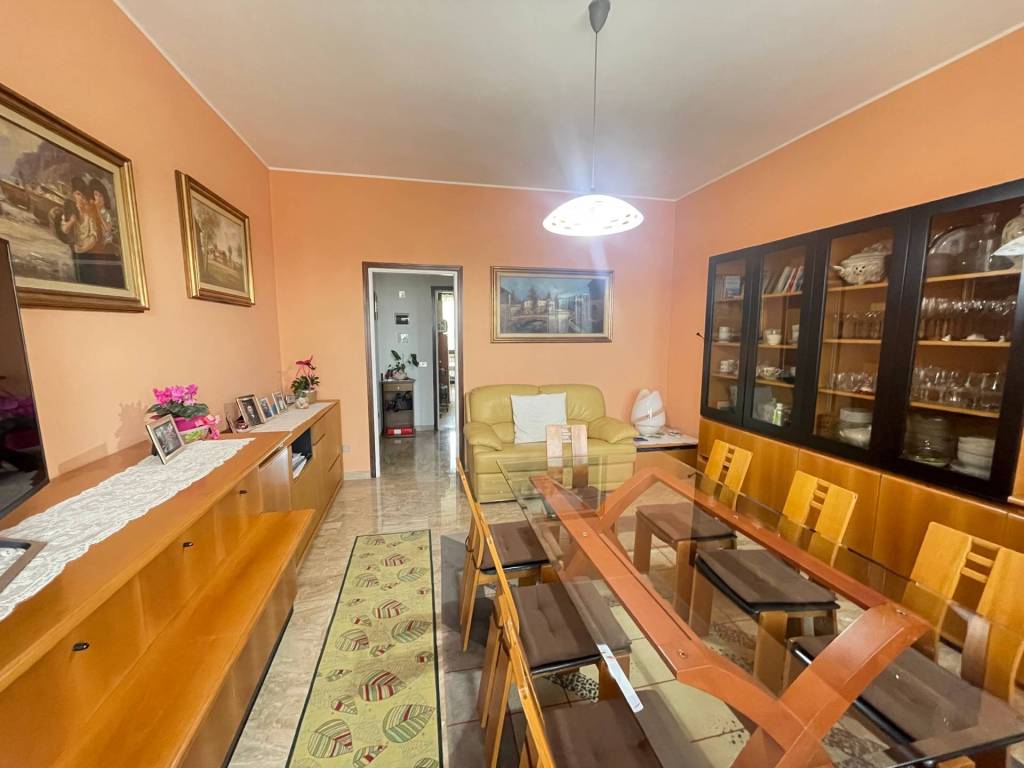 Appartamento a Gavirate in Viale Ticino, 56 - Foto 4