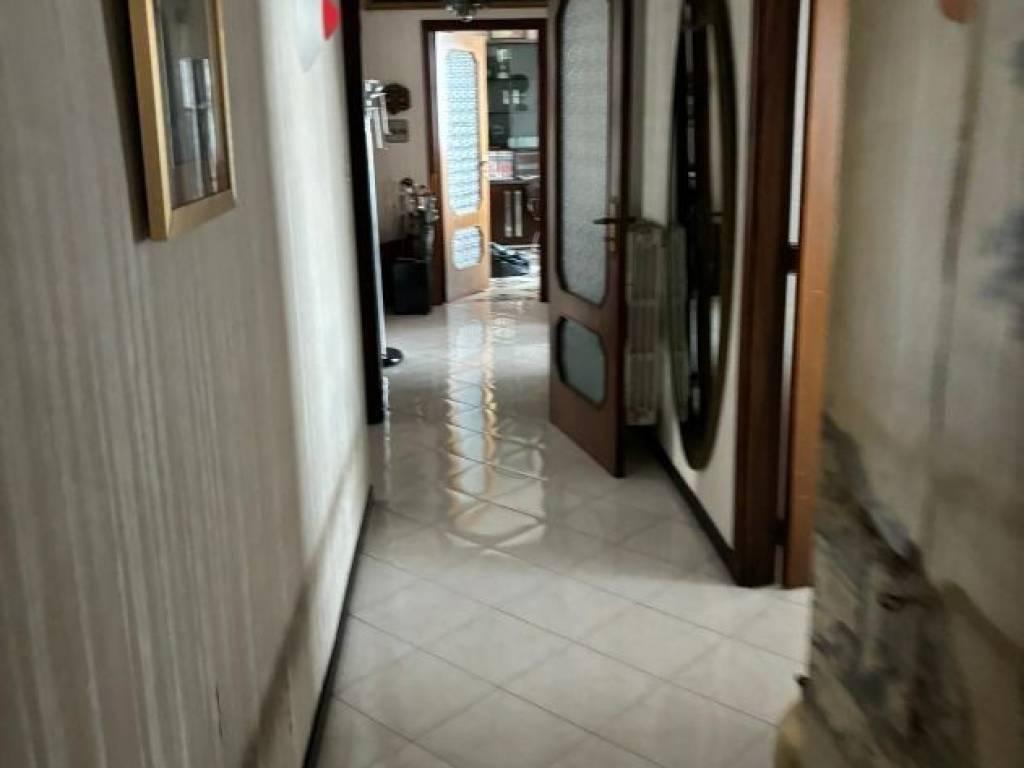 Appartamento a Salerno in Via Vincenzo Loria - Foto 4