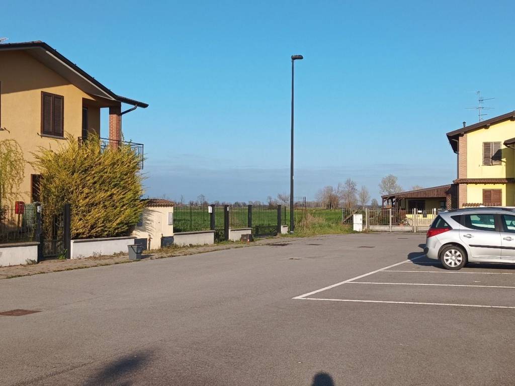 Terreno a Casale cremasco-vidolasco in Via Gabriele Tadini - Foto 2