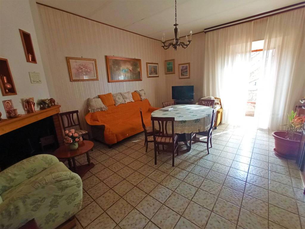 Appartamento a Poggio moiano in Via Roma - Foto 3