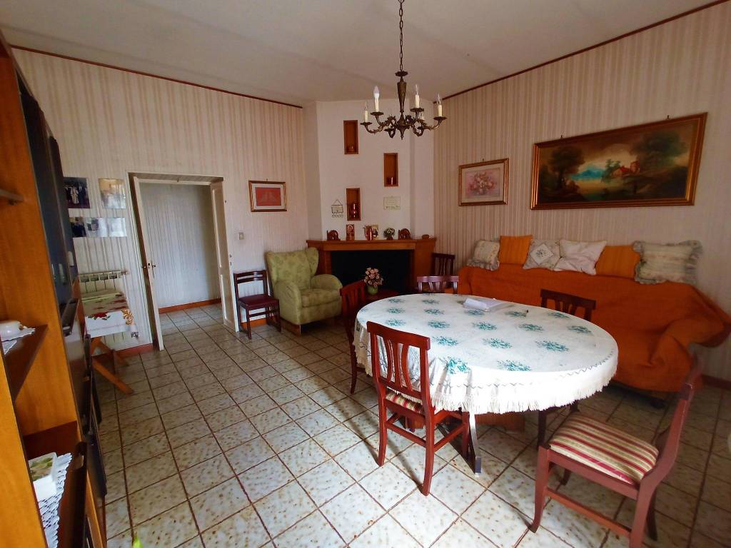 Appartamento a Poggio moiano in Via Roma - Foto 4