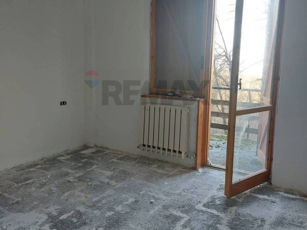 Appartamento a Sant'eufemia a maiella in via Roma, strada statale, 487 - Foto 5