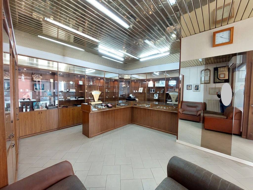 Immobile a Nereto in Piazza Salvator Allende - Foto 4