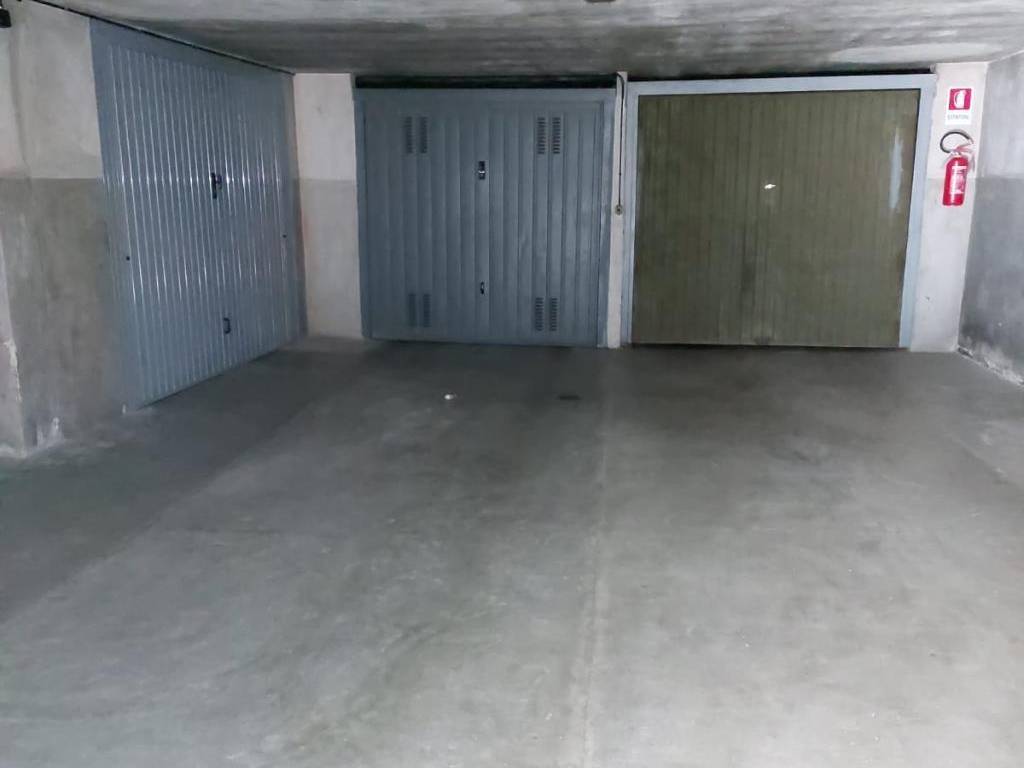 Box / garage a Asti in VIA BISTOLFI - Foto 2