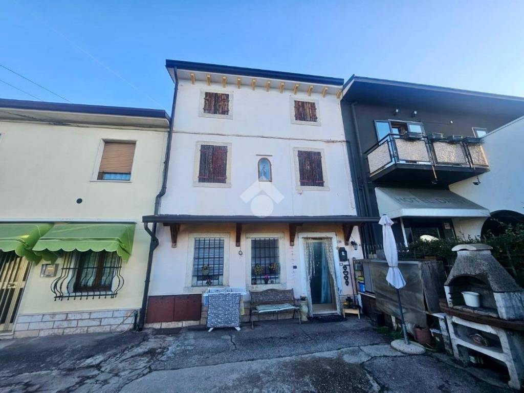 Casa indipendente a San giovanni lupatoto in Via Federico Garofoli, 298 - Foto 3