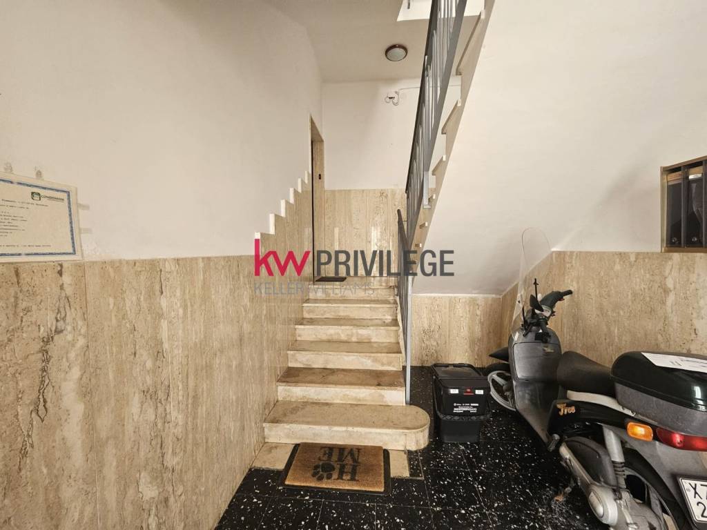 Appartamento a Brindisi in Via Piemonte, 21 - Foto 2