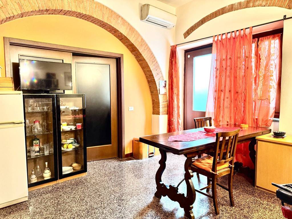Appartamento a Serravalle pistoiese in Via Provinciale Montalbano, 459 - Foto 2