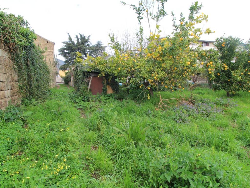 Terreno a Caserta in Vicolo Taverna, 4 - Foto 2