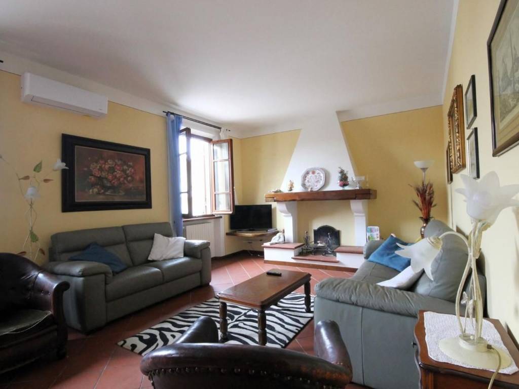 Appartamento a Pietrasanta in Via Duca della Vittoria, , 80 - Foto 5