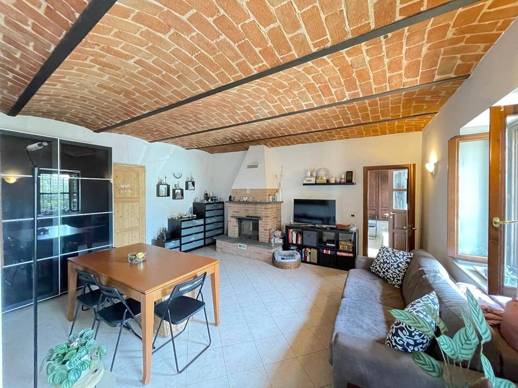 Villa a Vezza d'alba in Regione Valmaggiore, 9 - Foto 2