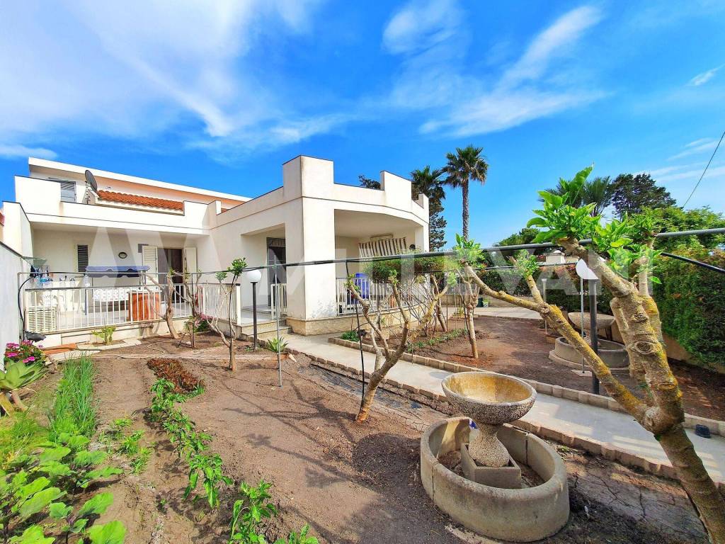 Villa a Ispica in Viale John Fitzgerald Kennedy - Foto 2