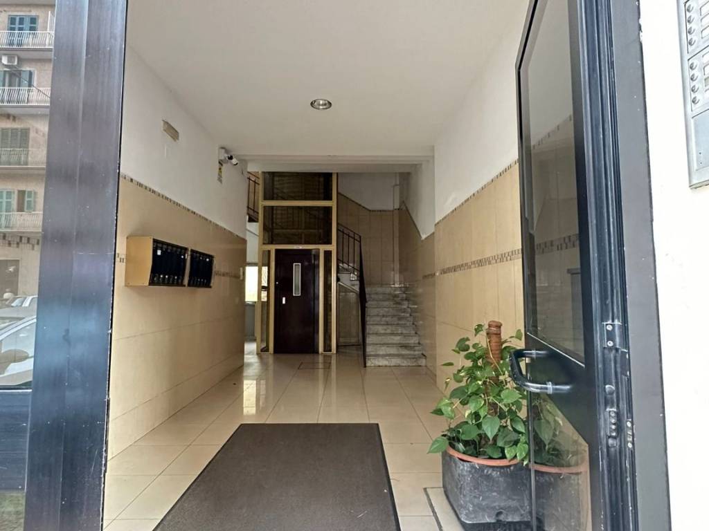 Appartamento a Taranto in Via Umbria, 93 - Foto 2