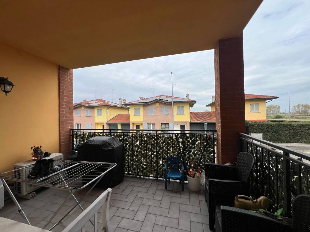 Appartamento a Valera fratta in Via Gianni Brera - Foto 2