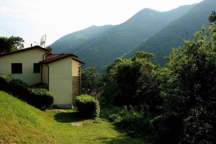 Villa a Barga in Viale Giovanni Pascoli, 10 - Foto 2