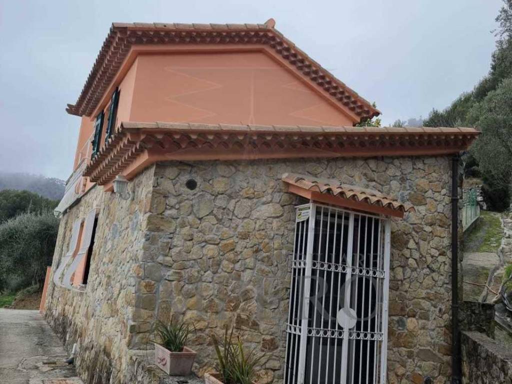 Villa a Ventimiglia in Via delle Otto Case, 216 - Foto 2