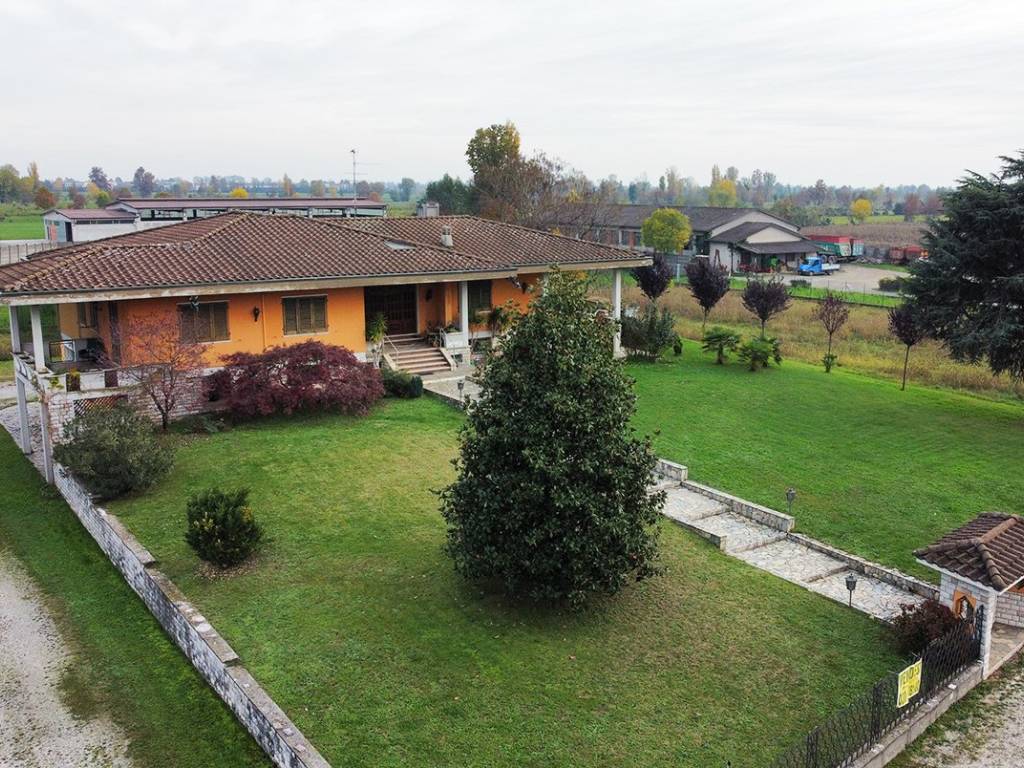 Villa a Trenzano in Via Bave - Foto 2