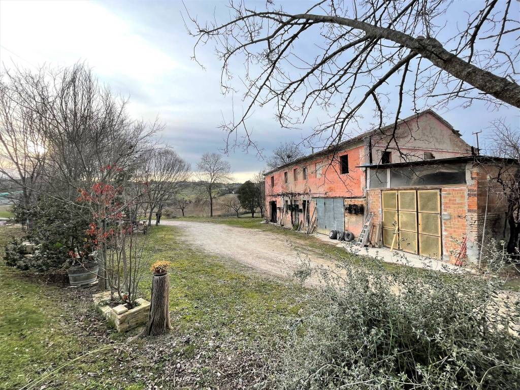 Rustico / casale a Trecastelli in Via Valliscie - Foto 5