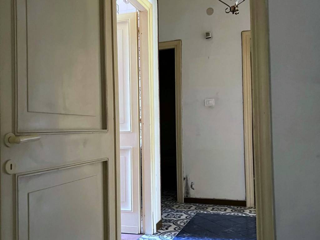 Appartamento a Caserta in Via Achille Berni Canani - Foto 5