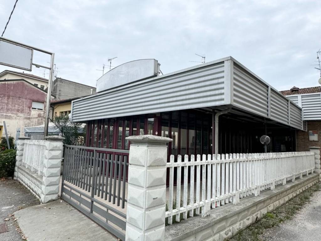 Immobile a Ferrara in Via Chiesa, 403 - Foto 2