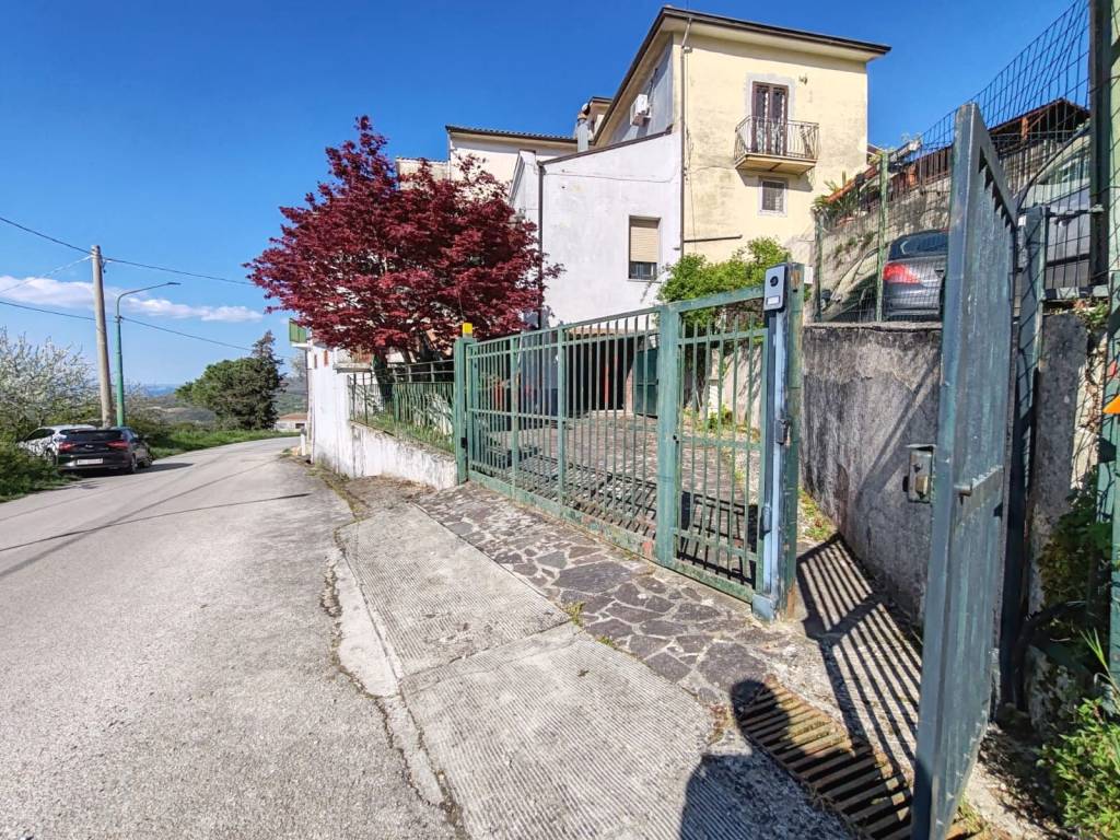 Casa indipendente a Roccabascerana in Via Cotugno, 10 - Foto 1