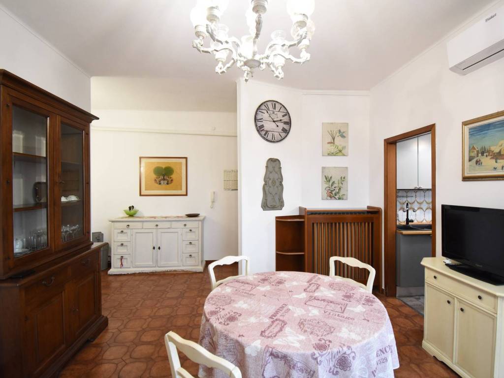 Appartamento a Merate in Viale Giuseppe Verdi, 75 - Foto 3