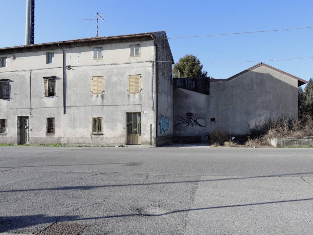 Palazzo / stabile a Udine - Foto 2