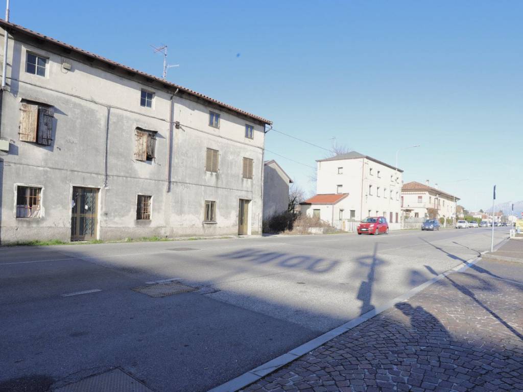 Palazzo / stabile a Udine - Foto 3