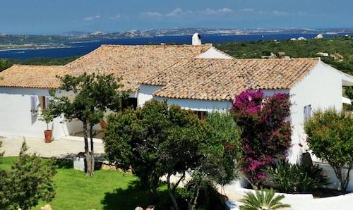 Villa a Arzachena in Strada Provinciale Arzachena-Porto Cervo - Foto 2