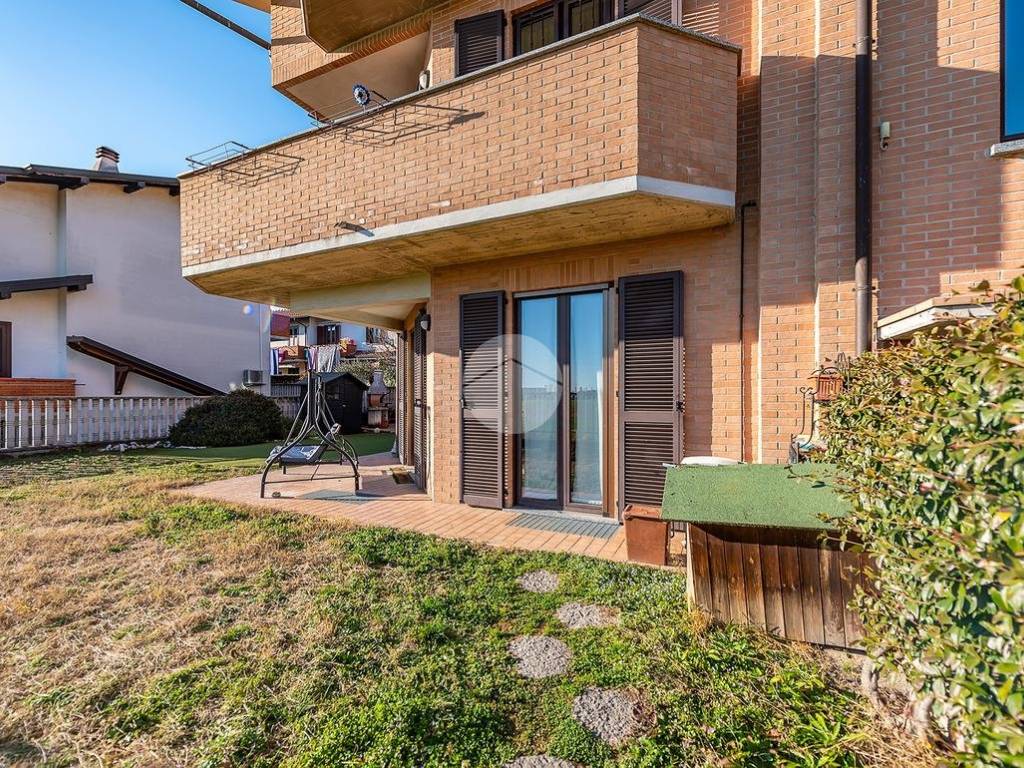 Appartamento a Uboldo in Via Alessandro Manzoni, 125 - Foto 2