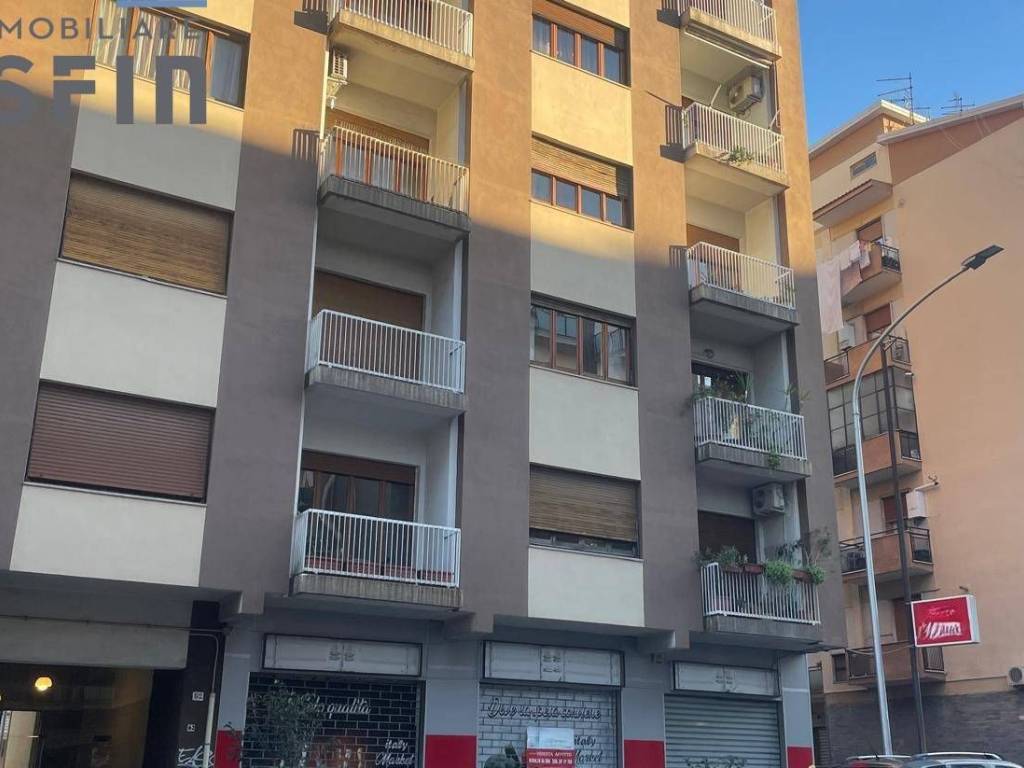 Appartamento a Cosenza in Via Nicola Serra, 62 - Foto 2