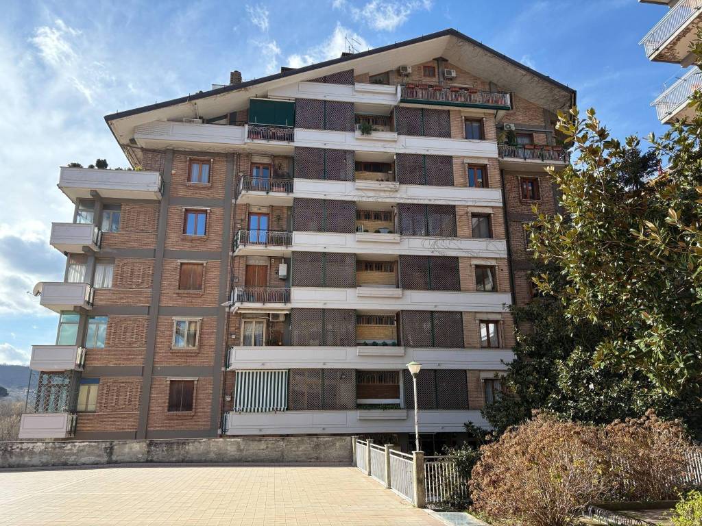 Appartamento a Avellino in Via Michele Pironti - Foto 4