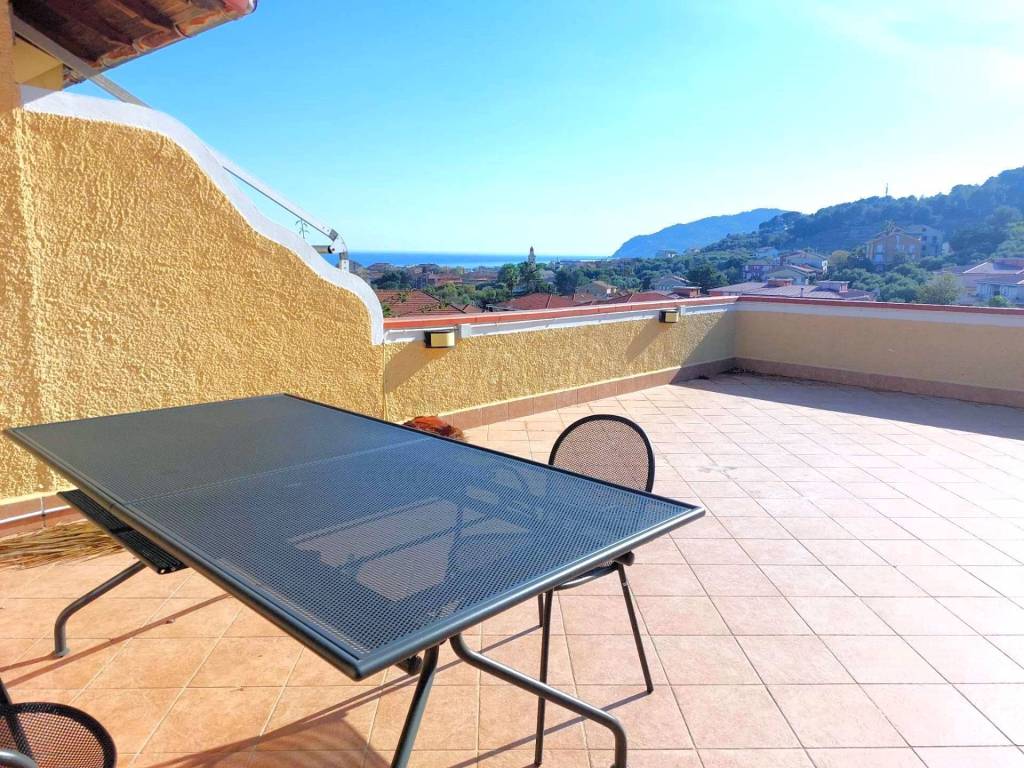 Appartamento a San bartolomeo al mare in Piazza Sant'Anna, 34 - Foto 2