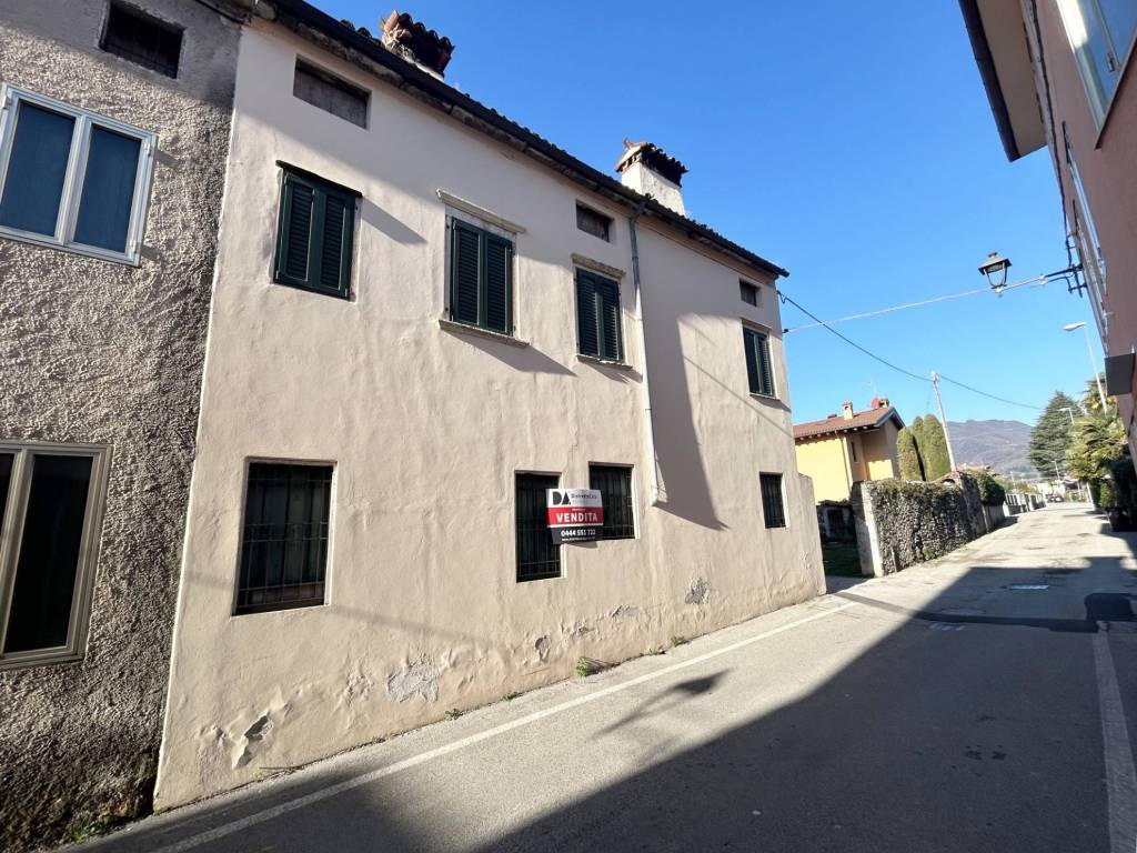 Rustico / casale a Schio in Contra' Barona - Foto 3