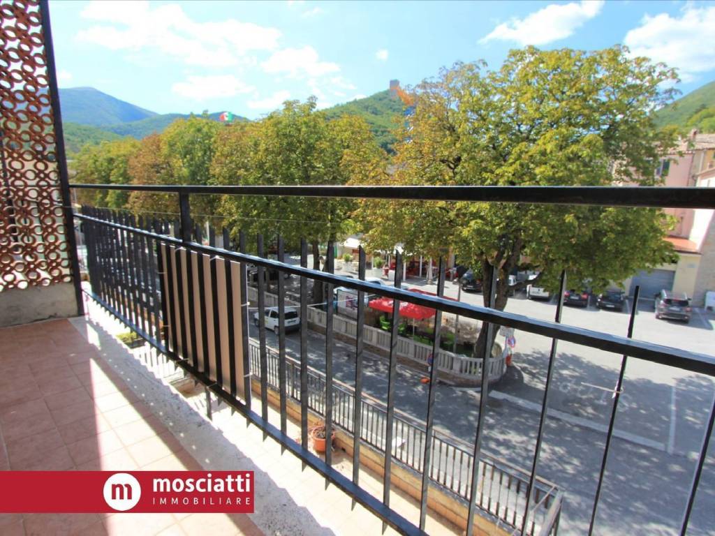 Appartamento a Esanatoglia in Diotallevi di Angeluccio - Foto 2