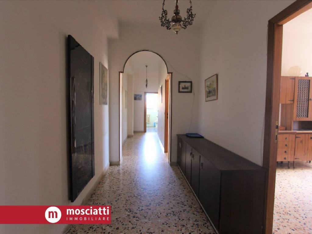 Appartamento a Esanatoglia in Diotallevi di Angeluccio - Foto 3
