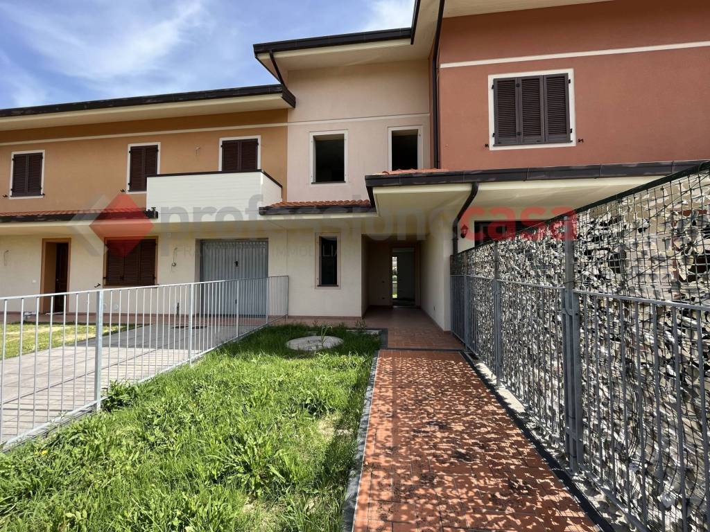 Villetta a schiera a Pontedera in Via Duccio Galimberti, 1 - Foto 2