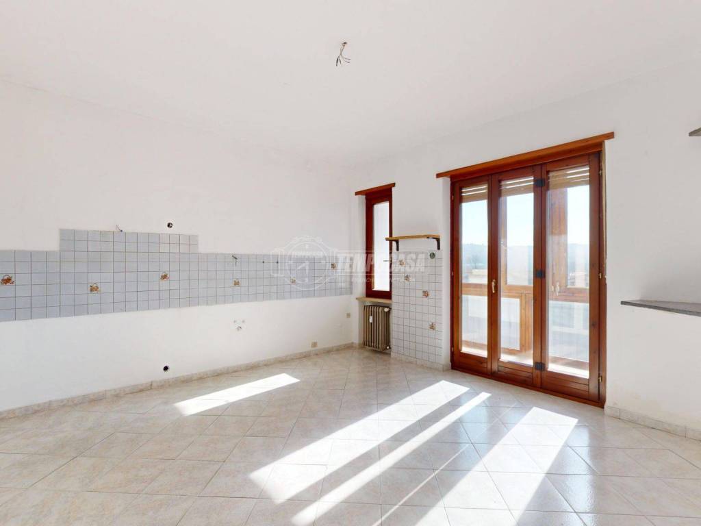 Appartamento a Santa vittoria d'alba in Via Statale 36/a - Foto 3