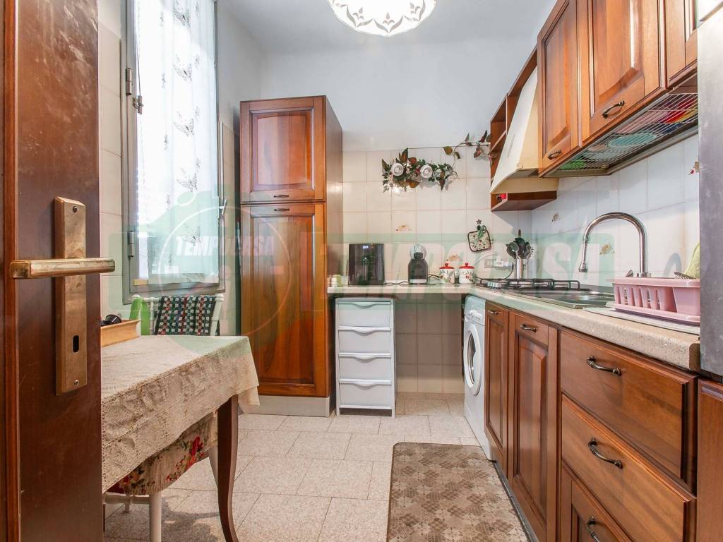 Appartamento a Tradate in Via Giacomo Bianchi, 6 - Foto 2