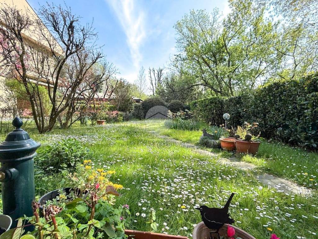 Villa a Cusano milanino in Viale Unione, 28 - Foto 1