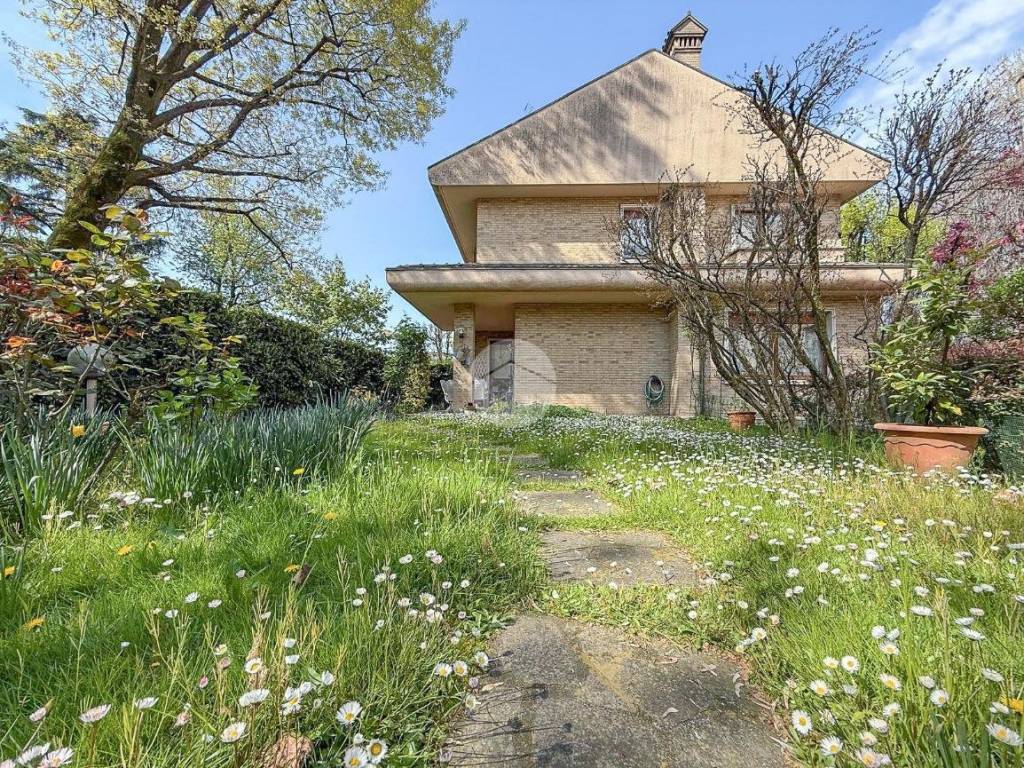 Villa a Cusano milanino in Viale Unione, 28 - Foto 3