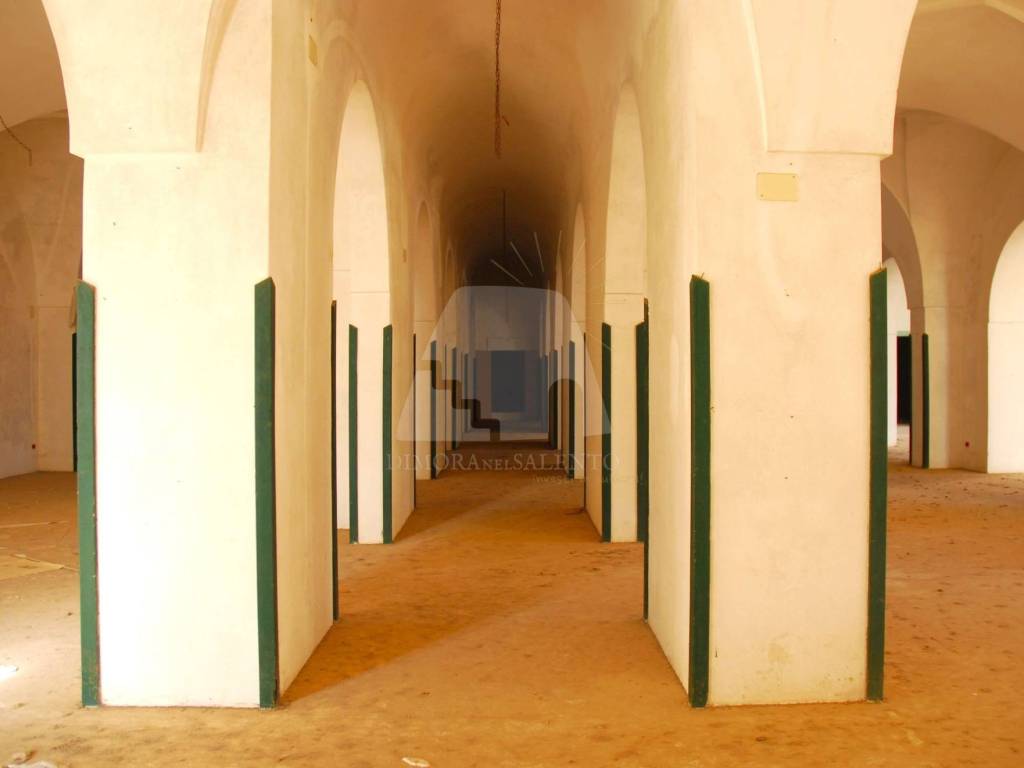 Palazzo / stabile a Castrignano del capo in VIA ADUA, 9 - Foto 3