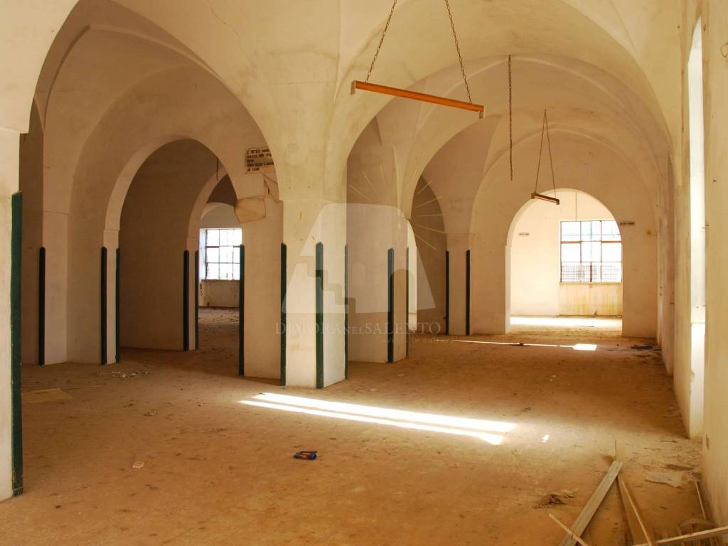 Palazzo / stabile a Castrignano del capo in VIA ADUA, 9 - Foto 5