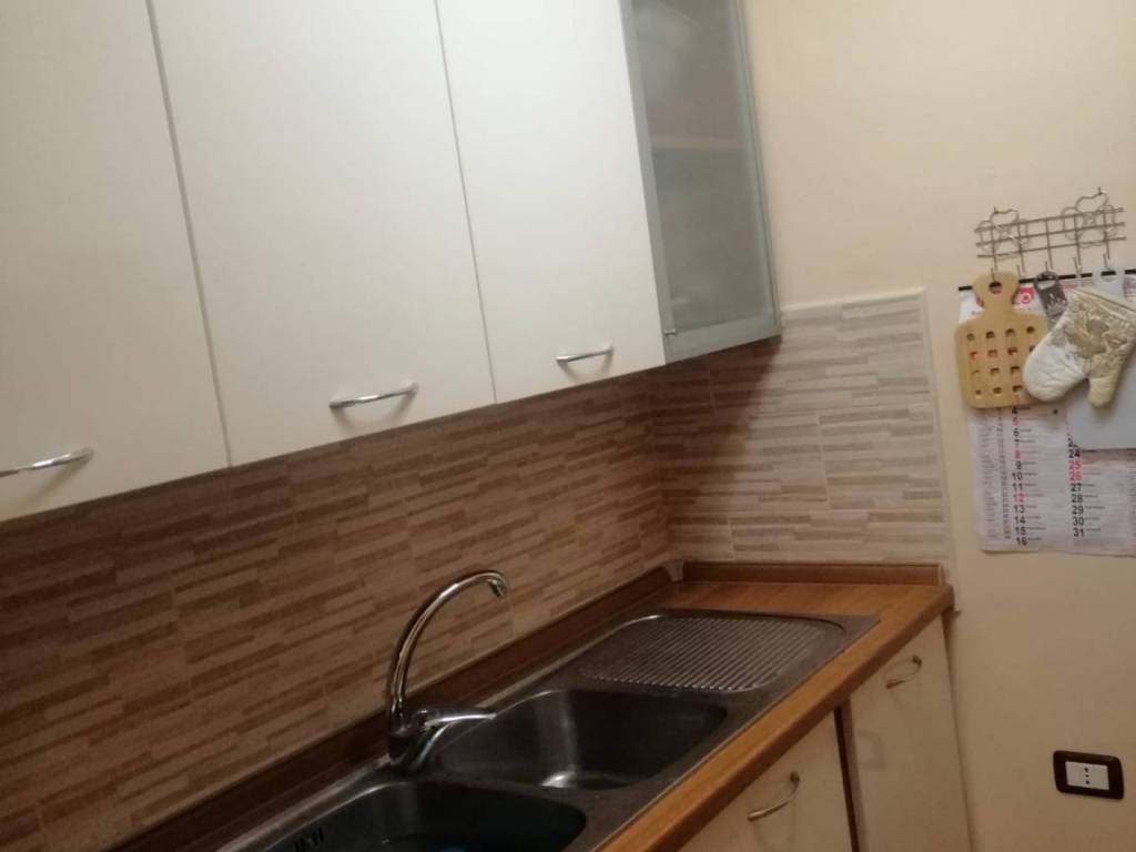 Appartamento a Sellia marina in Via Don Antonio - Foto 3