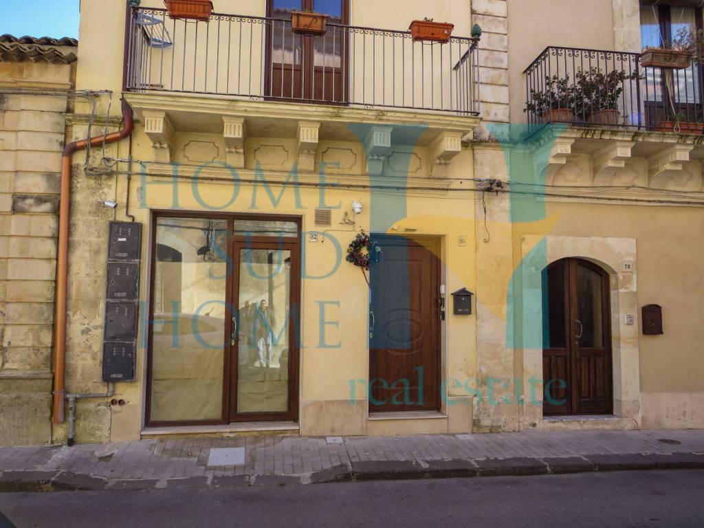 Palazzo / stabile a Noto in Via Tommaso Fazello, 228 - Foto 3