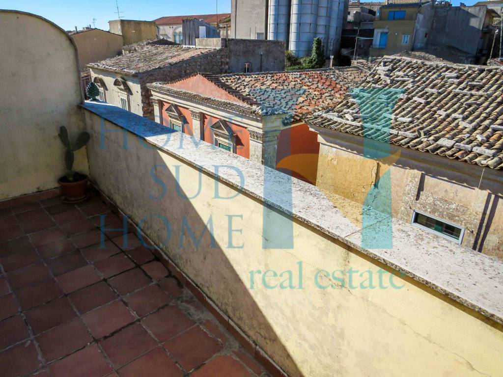 Palazzo / stabile a Noto in Via Tommaso Fazello, 228 - Foto 4