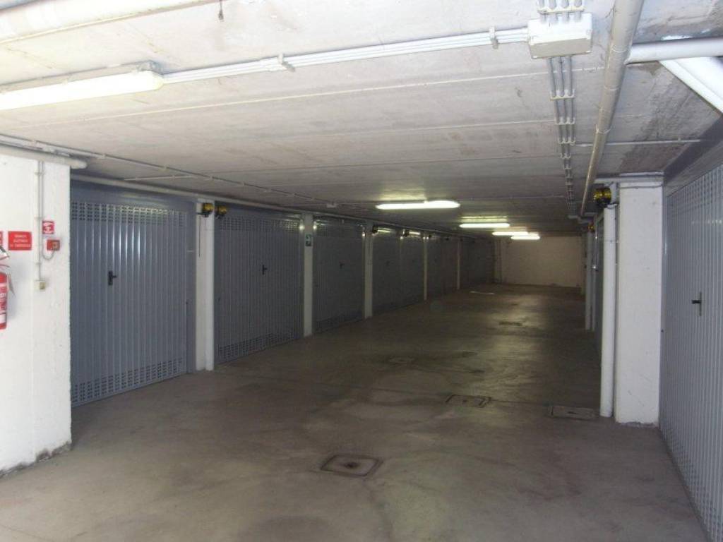 Box / garage a Trieste in Via Bonomea - Foto 4