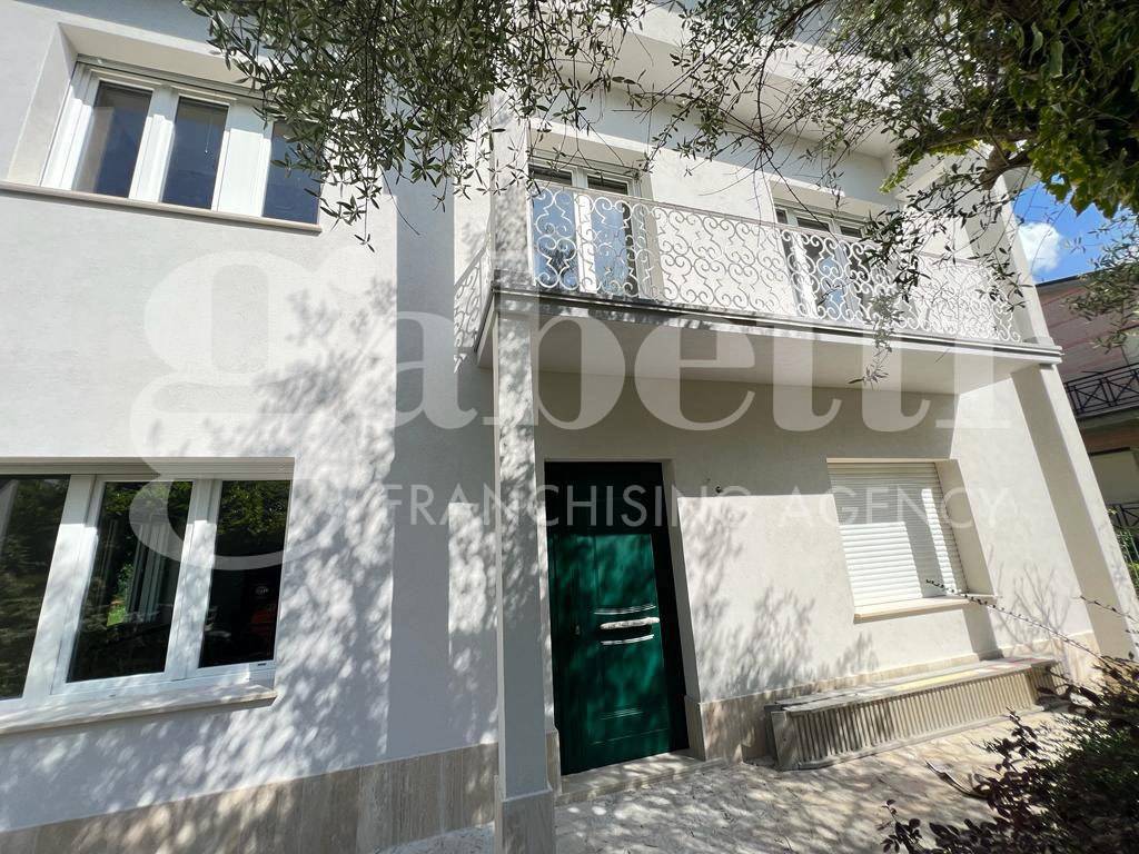 Villa a Isernia in Via Dante Alighieri , 42 - Foto 5